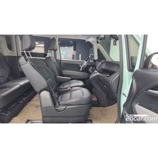 438574