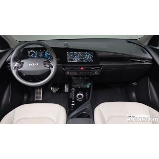 569931
