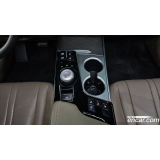 305223
