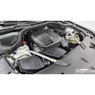 559820