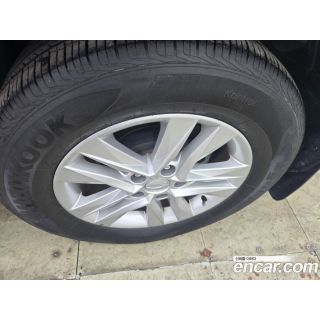 868537