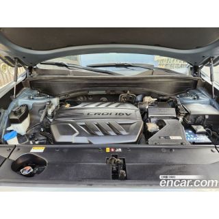 568003