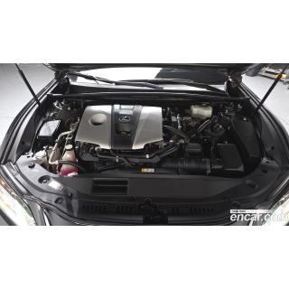 720810