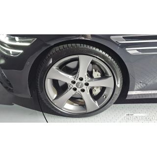 92422