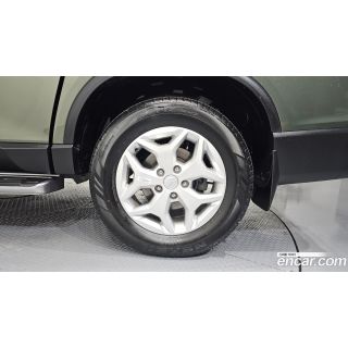 587713