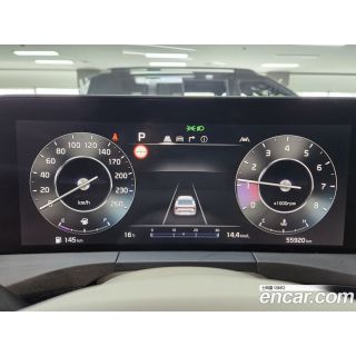 883773