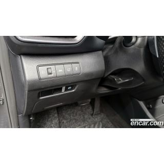 423810