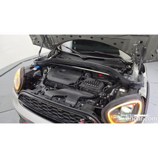 557522