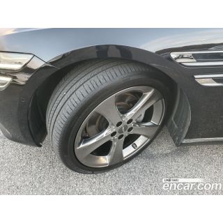 592376