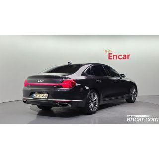 585758