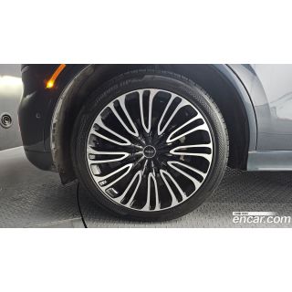 652742