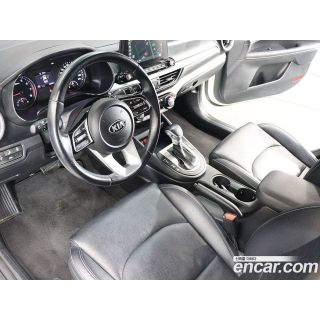 623812