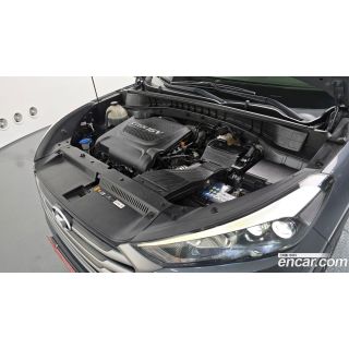 568551
