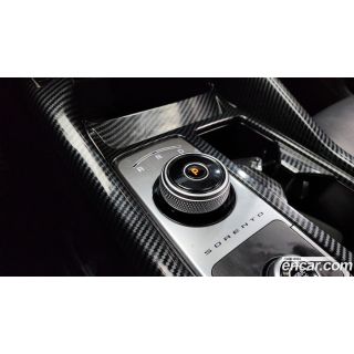 993032