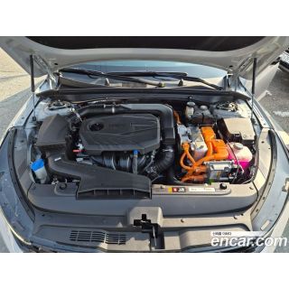 569880