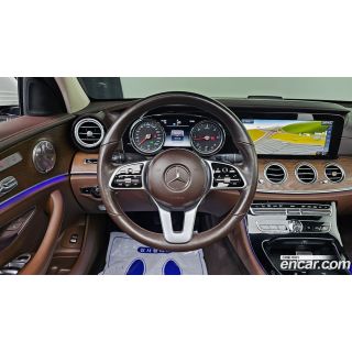 983537
