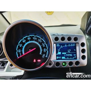 322961