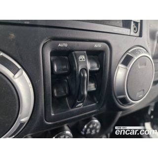 233174