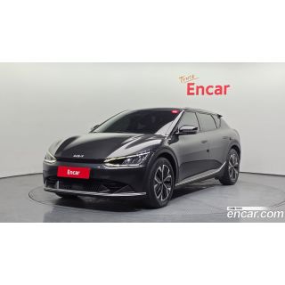 891373