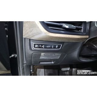 525647