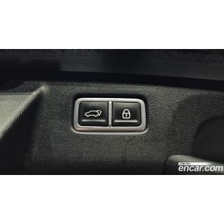 351393