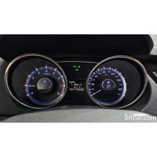 887792