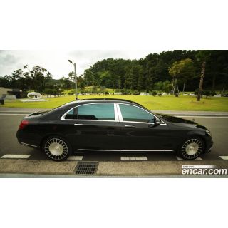 585405