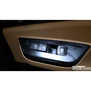 647063