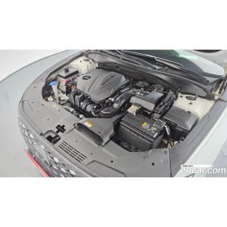 737704