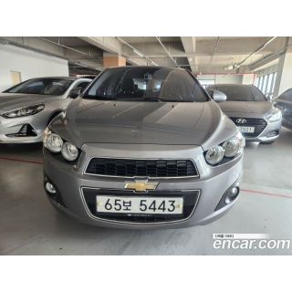 709497