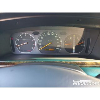 698016