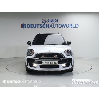 982700
