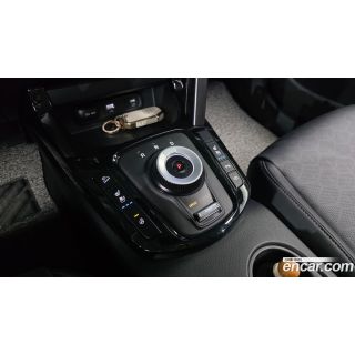 245700