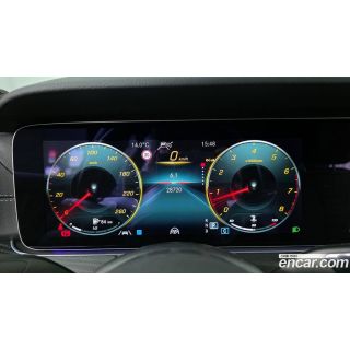 987592