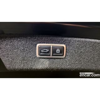 344700