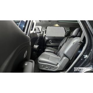 977667