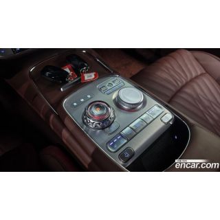 916738