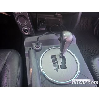 563325