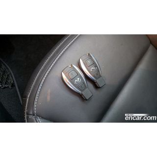 374742