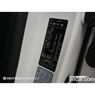 573241