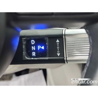 907856