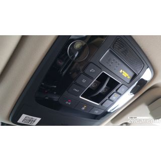 884720