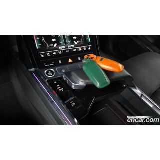 737687