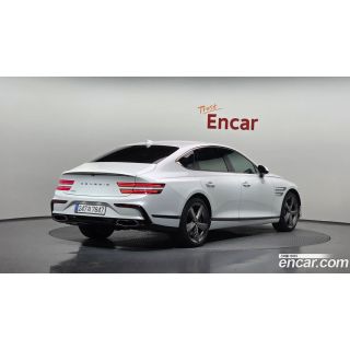 686434