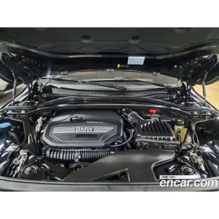 878667