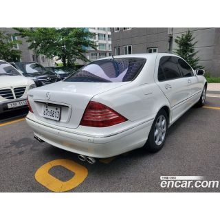 526956