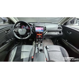 913784