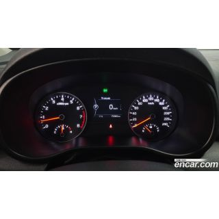 885626