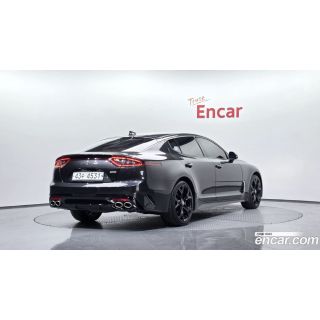 504988