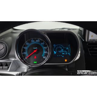 373025